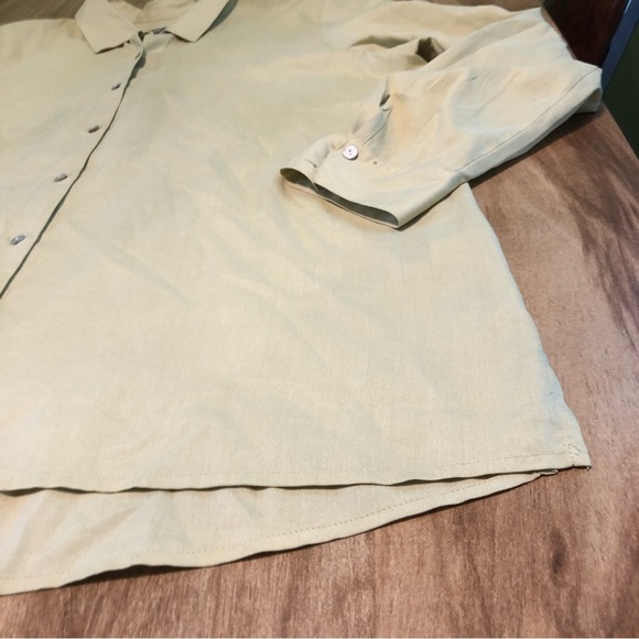 J. Jill Wheat Yellow 100% Silk Button Up Long Sleeve Shirt Womens Size Large - Picture 2 of 9